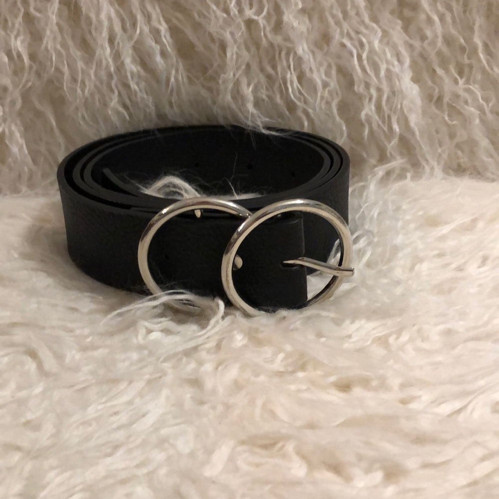 South Moon Under double circle belt